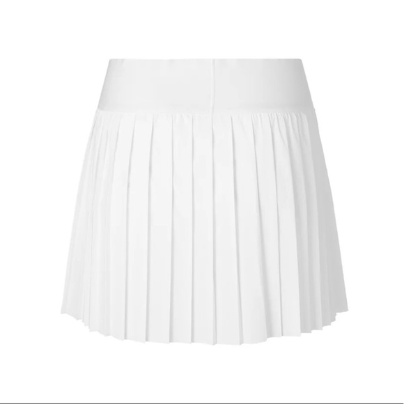 Sold Nike white pleated tennis skirt - Picture 2 of 4
